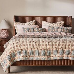 NWOT King Sonya Matelassé Coverlet | Sold Out Online